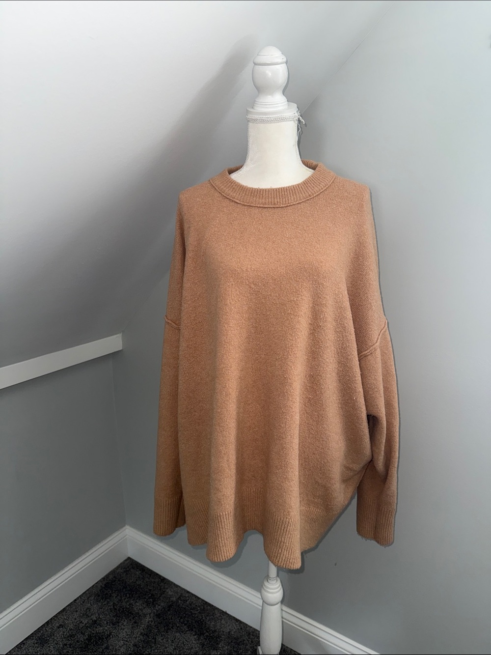 aerie Oversized Crewneck Sweater in Camel
